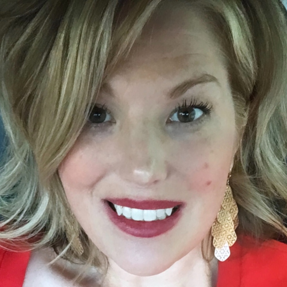Meet your Posher, Angie